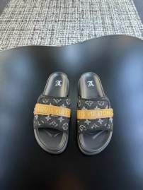 Picture of Louis Vuitton Slippers _SKULVsz38-44hnx04031520